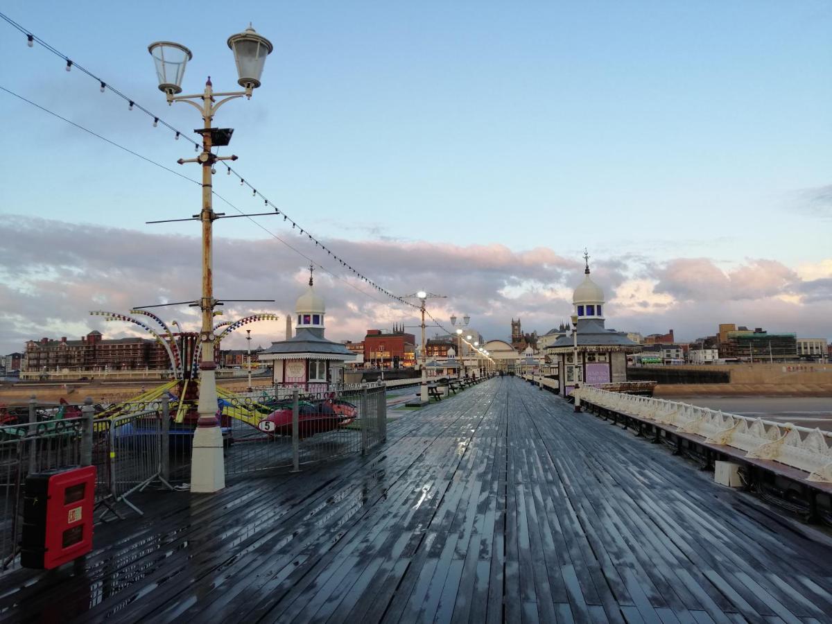 Empire Blackpool Apartments - Charles Street Luaran gambar