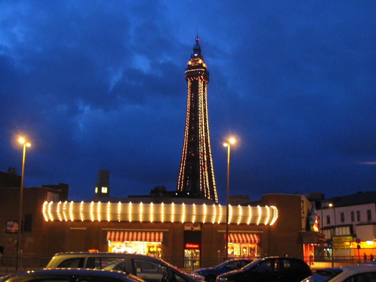 Empire Blackpool Apartments - Charles Street Luaran gambar